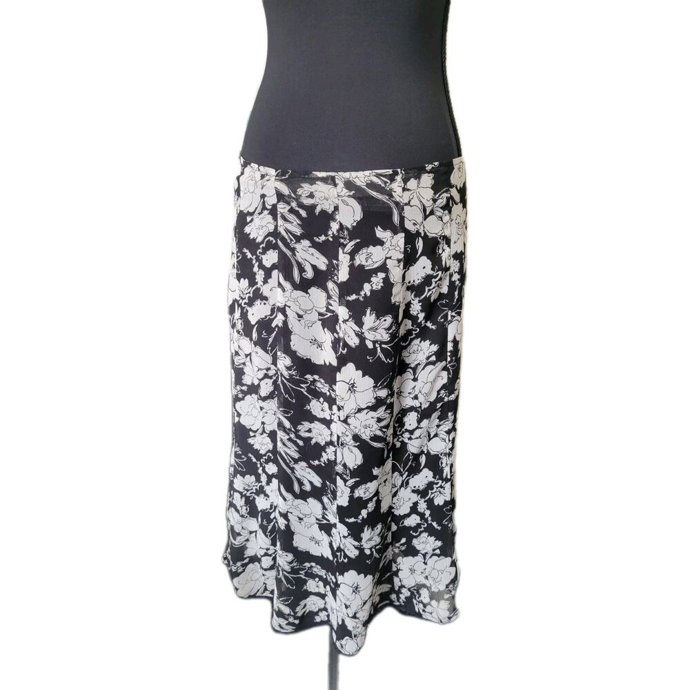 Van Heusen Womens 4 Black And White Whimsygoth Dark Cottagecore Floral Skirt